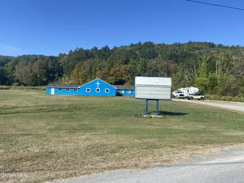 7 Smith Rd, Petersburgh, NY 12138