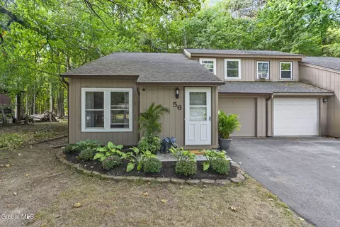 56 Arrow Wood Pl, Malta, NY 12020