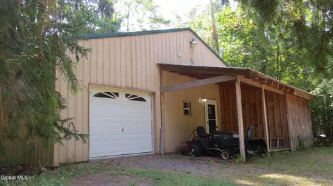 225 County Highway 109, Broadalbin, NY 12025