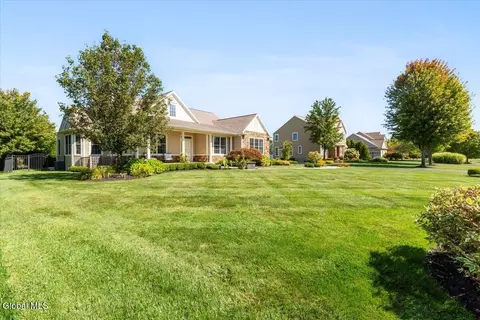 22 Silo Dr, Halfmoon, NY 12188