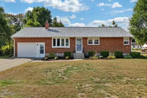 99 Vaughn Dr, Albany, NY 12203