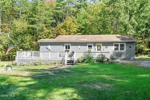 55 China Hill Rd, Nassau, NY 12123