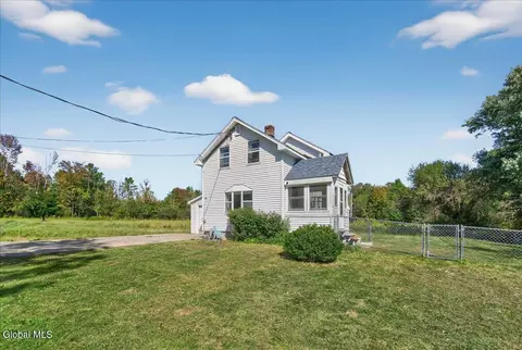 156 Beech St, Mayfield, NY 12117