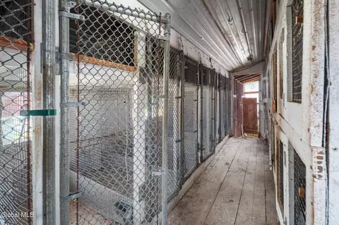 Entry Way - 7341 Fishhouse Rd, Broadalbin, NY 12025 photo 7 of 9