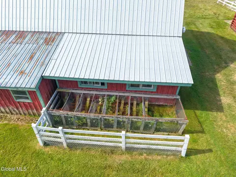 Exterior - 7341 Fishhouse Rd, Broadalbin, NY 12025 photo 20 of 28