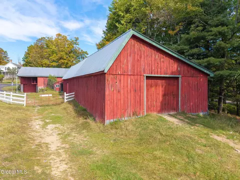 Exterior - 7341 Fishhouse Rd, Broadalbin, NY 12025 photo 23 of 28