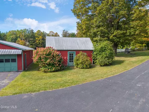 Exterior - 7341 Fishhouse Rd, Broadalbin, NY 12025 photo 14 of 28