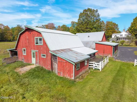 Exterior - 7341 Fishhouse Rd, Broadalbin, NY 12025 photo 19 of 28
