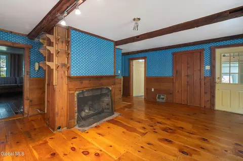 Living - 7341 Fishhouse Rd, Broadalbin, NY 12025 photo 4 of 4