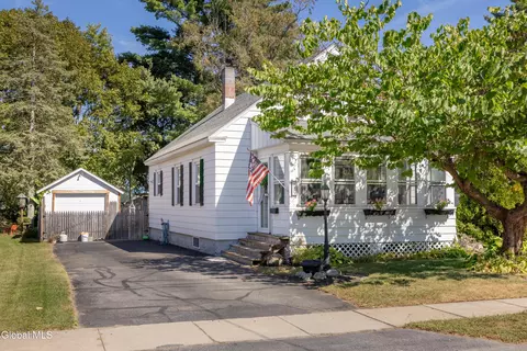 29 Wilson Ave, South Glens Falls, NY 12803
