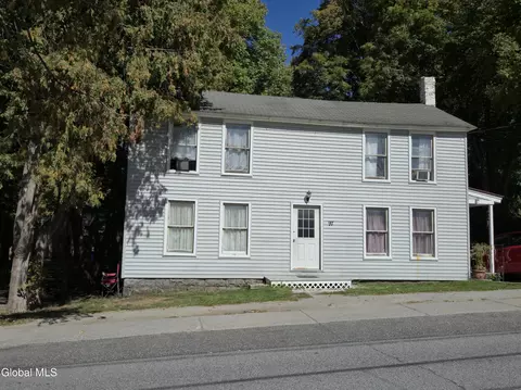 97 Riverside Dr, Chestertown, NY 12817