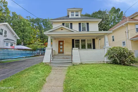 42 N Lake Ave, Troy, NY 12180