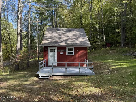 4702 So Stephentown Rd, Stephentown, NY 12168