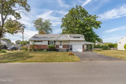 1216 Walnut Ave, Rotterdam, NY 12306