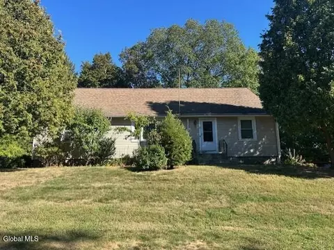 26 Pine Ave, Wynantskill, NY 12198