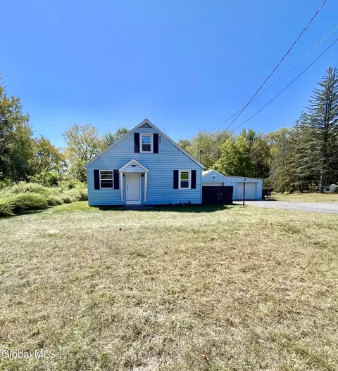 14 Weise Rd, Glenville, NY 12302