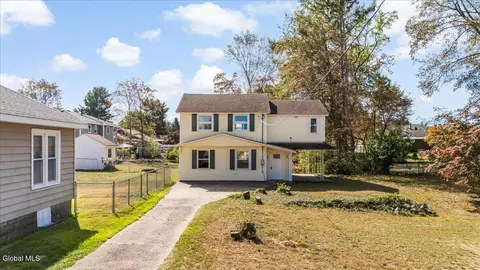 2112 Gray St, Schenectady, NY 12306