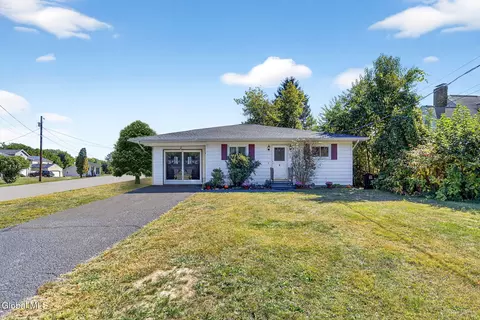 6 Brooks Ln, Catskill, NY 12414