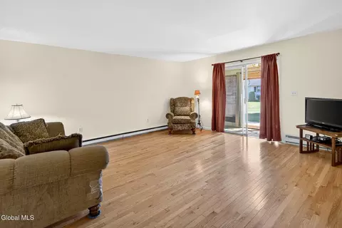 6 Brooks Ln, Catskill, NY 12414 photo 4
