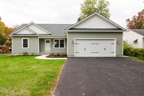 30 West St, Hudson Falls, NY 12839