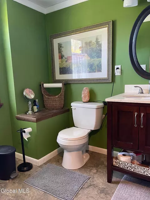 Bath - 427 Patrick Rd, Cobleskill, NY 12043 photo 1 of 2