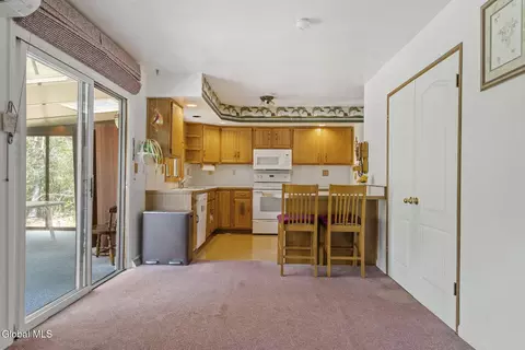 Kitchen - 827 Rector Rd, Glenville, NY 12302 photo 1 of 5