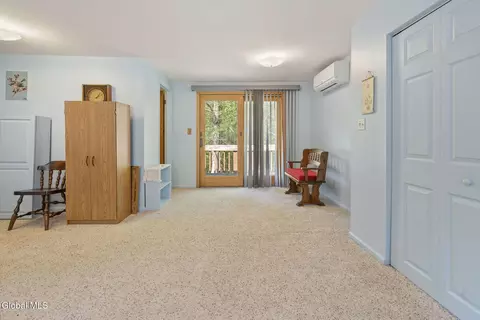 Living - 827 Rector Rd, Glenville, NY 12302 photo 6 of 6