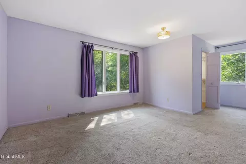 Bedroom - 827 Rector Rd, Glenville, NY 12302 photo 2 of 9