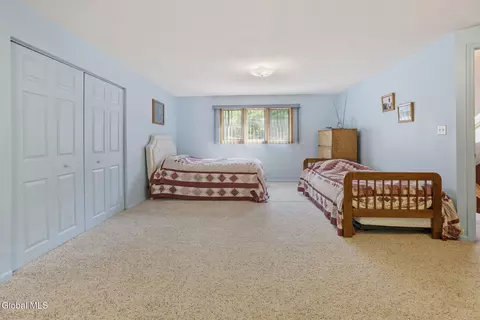 Bedroom - 827 Rector Rd, Glenville, NY 12302 photo 9 of 9
