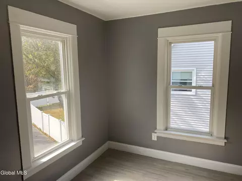 Bedroom - 436 Anthony St, Schenectady, NY 12308 photo 2 of 3