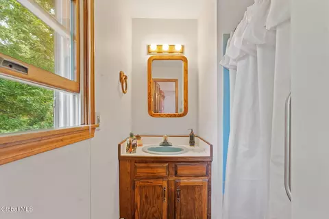 65 Bradt Rd, Rexford, NY 12148 photo 18