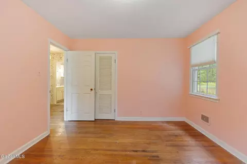 132 Snake Hill Rd, Glenville, NY 12302 photo 18