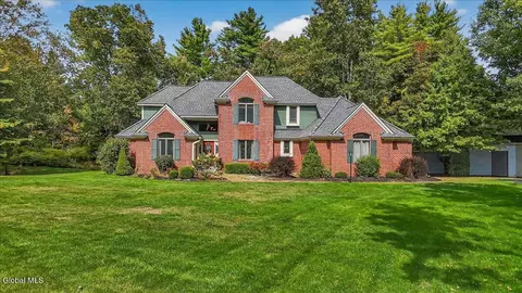 80 Fieldstone Dr, Gansevoort, NY 12831