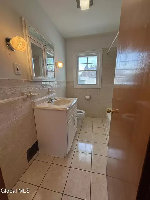 1450 Grenoside Ave, Schenectady, NY 12308 photo 14
