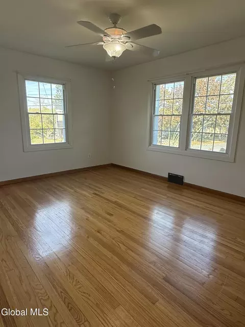 1450 Grenoside Ave, Schenectady, NY 12308 photo 17