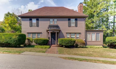 130 Walnut St, Canajoharie, NY 13317
