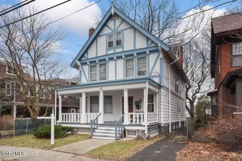 538 Myrtle Ave, Albany, NY 12208