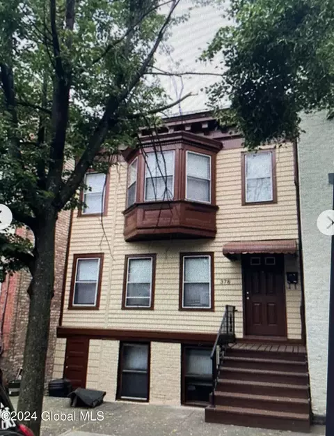 378 Hamilton St, Albany, NY 12210