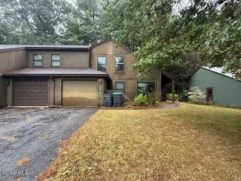 241 Thimbleberry Rd, Ballston Spa, NY 12020