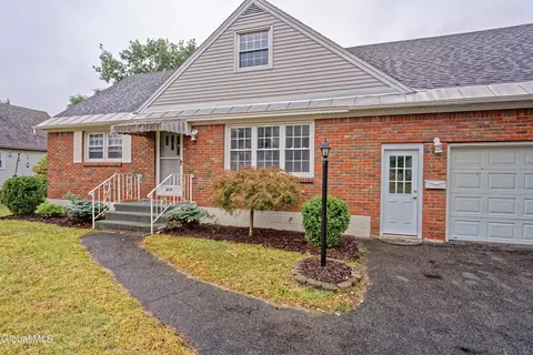 219 Rotterdam St, Schenectady, NY 12306