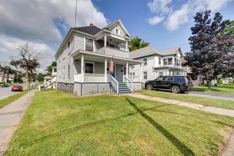 127 Kingsboro Ave, Gloversville, NY 12078
