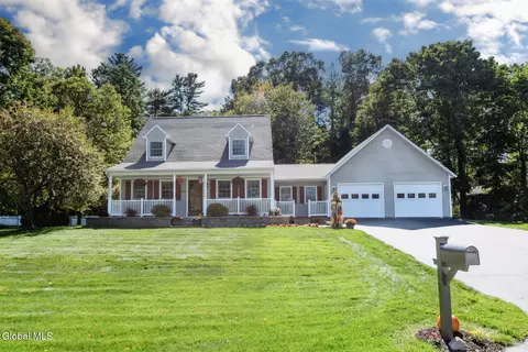 12 Iris Ave, South Glens Falls, NY 12803