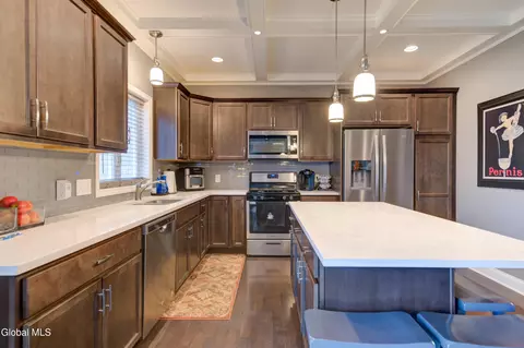 Kitchen - 212 Lisha Kill Rd, Schenectady, NY 12309 photo 1 of 7