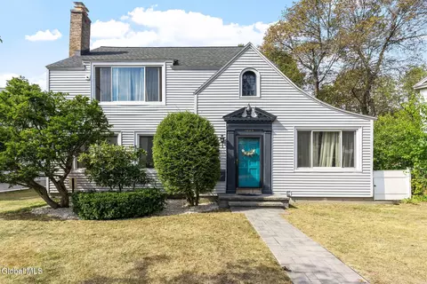 Exterior - 1645 Wendell Ave, Schenectady, NY 12308 photo 4 of 8