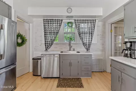Kitchen - 1645 Wendell Ave, Schenectady, NY 12308 photo 5 of 5