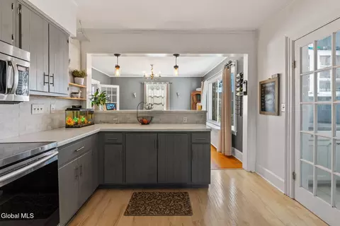 Kitchen - 1645 Wendell Ave, Schenectady, NY 12308 photo 3 of 5