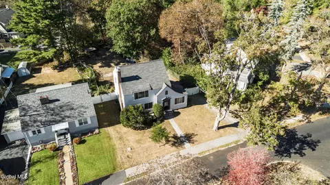 View/Area - 1645 Wendell Ave, Schenectady, NY 12308 photo 1 of 4