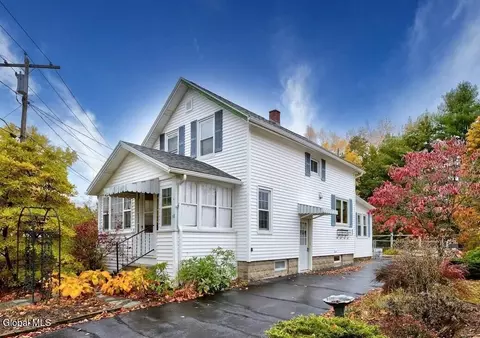 98 S Kingsboro Ave, Gloversville, NY 12078