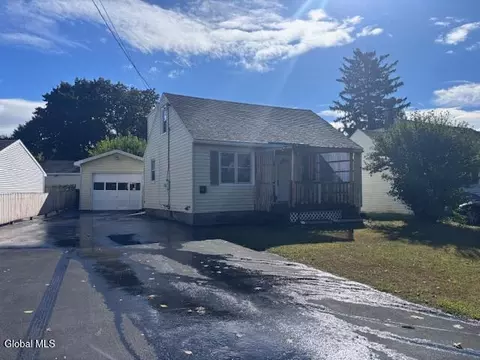 87 Consaul Rd, Colonie, NY 12205