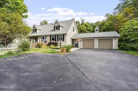 237 Moe Rd, Clifton Park, NY 12065